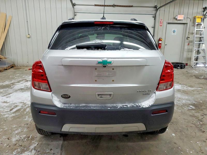 Photo 6 from auction – 2016 CHEVROLET TRAX 1LT with VIN 3GNCJPSB8GL211677