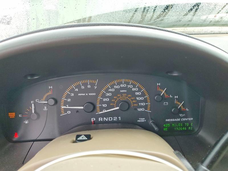 Photo 9 from auction – 2003 FORD EXPEDITION with VIN 1FMRU17W83LB29887