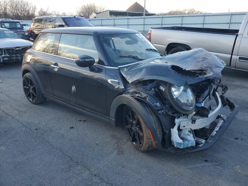 Photo 4 from auction – 2021 MINI COOPER with VIN WMWXR3C07M2N87791