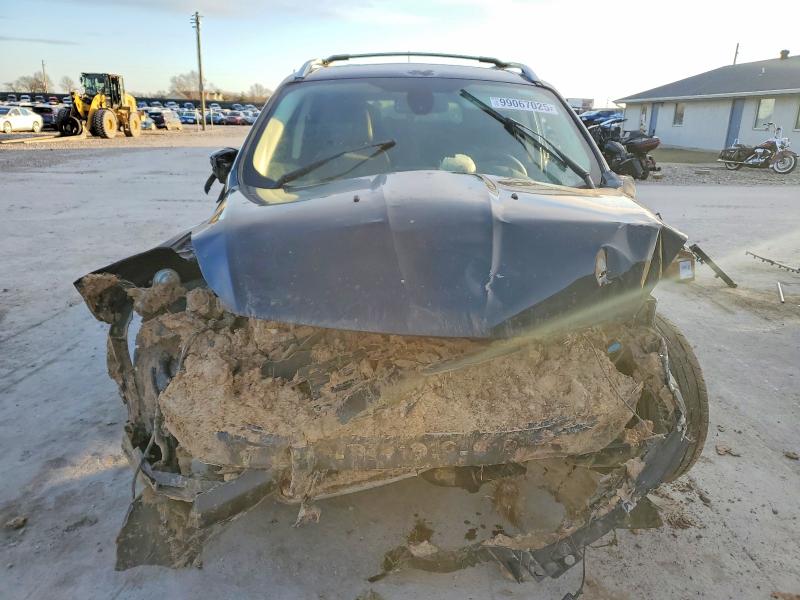 Photo 5 from auction – 2016 FORD ESCAPE with VIN 1FMCU0J90GUA44190