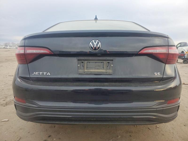 Photo 6 from auction – 2024 VOLKSWAGEN JETTA SE with VIN 3VW7M7BU1RM098006