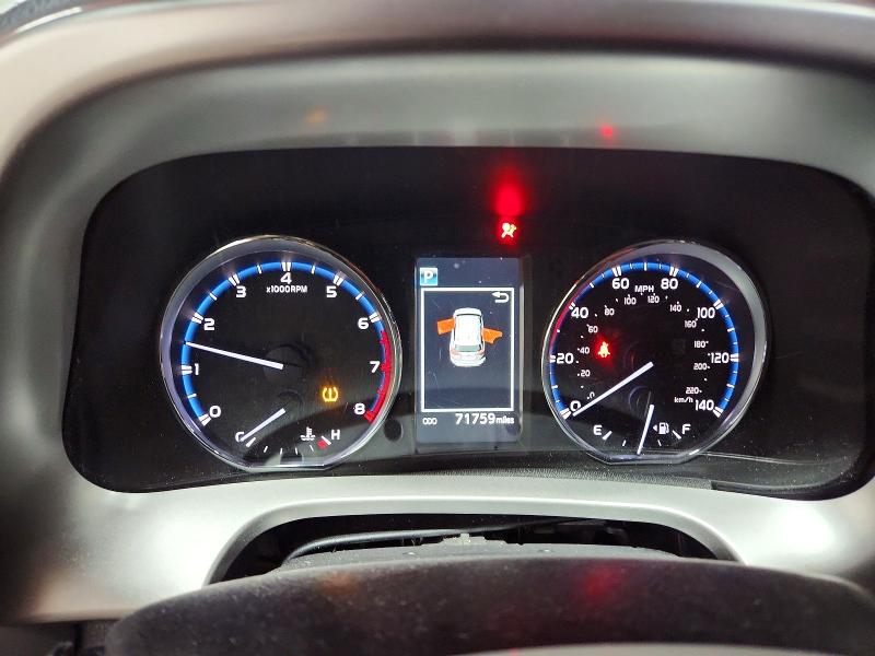 Photo 9 from auction – 2016 TOYOTA RAV4 XLE with VIN JTMWFREV0GJ083483