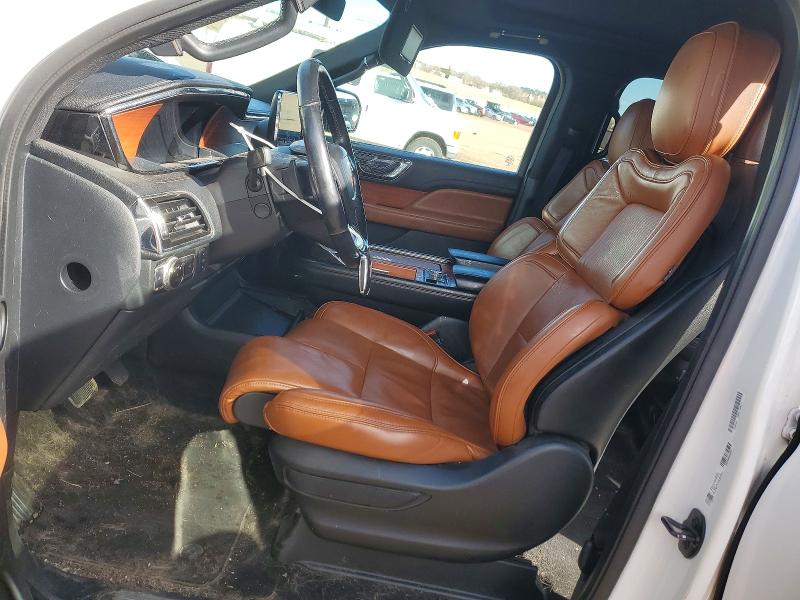 Photo 7 from auction – 2018 LINCOLN NAVIGATOR with VIN 5LMJJ2LT5JEL03677