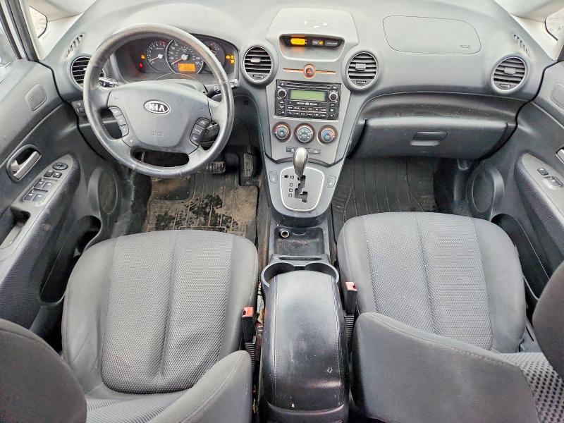 Photo 8 from auction – 2009 KIA RONDO with VIN KNAFG526597272047
