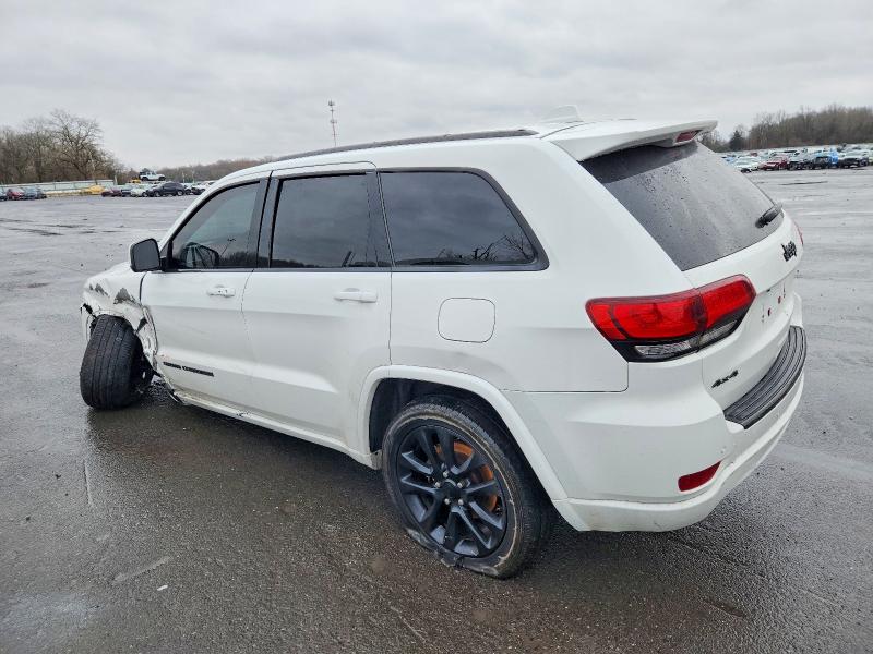 Photo 2 from auction – 2018 JEEP GRAND CHER with VIN 1C4RJFAG2JC207671