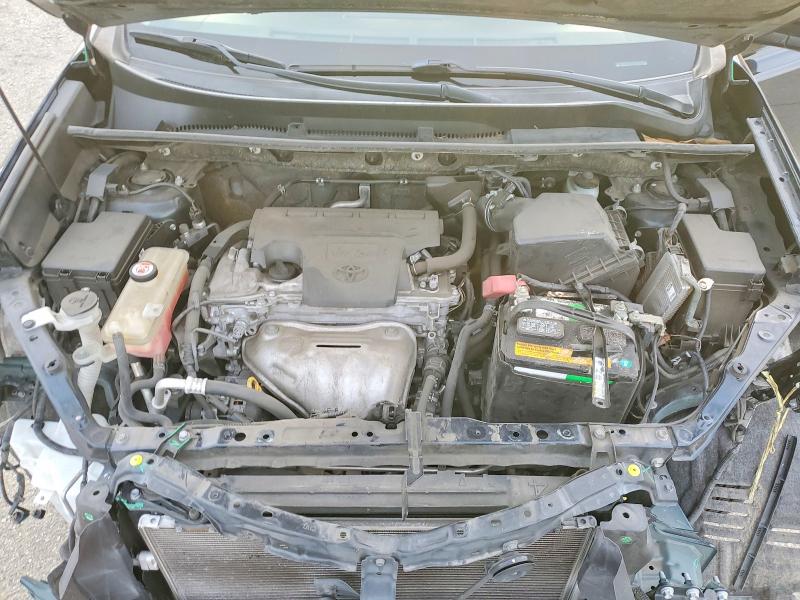 Photo 12 from auction – 2018 TOYOTA RAV4 with VIN JTMZFREV9JJ724697