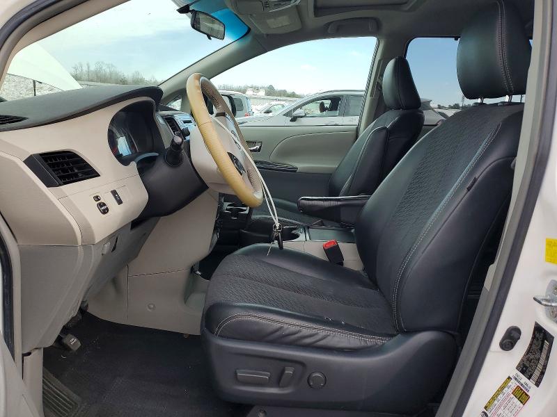 Photo 7 from auction – 2011 TOYOTA SIENNA SPO with VIN 5TDXK3DC2BS106934