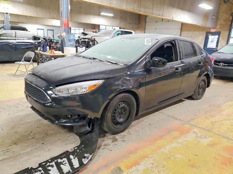 FORD FOCUS S 2015 with VIN 1FADP3E21FL268514 - Photo from auction