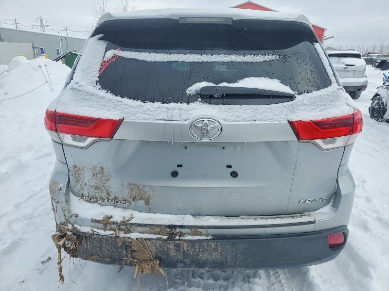 Photo 6 from auction – 2017 TOYOTA HIGHLANDER with VIN 5TDBZRFH6HS484488