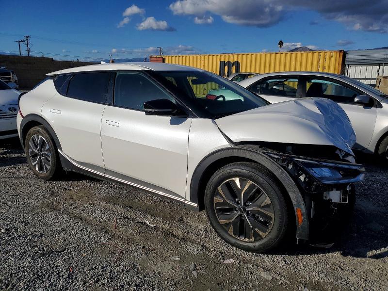 Photo 4 from auction – 2023 KIA EV6 LIGHT with VIN KNDC34LB9P5608685