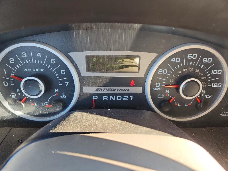 Photo 9 from auction – 2005 FORD EXPEDITION with VIN 1FMFU18525LA63705