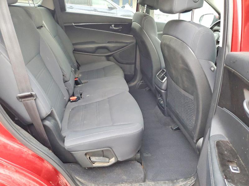 Photo 10 from auction – 2017 KIA SORENTO with VIN 5XYPGDA50HG203021