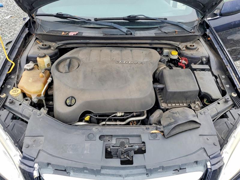 Photo 11 from auction – 2012 CHRYSLER 200 TOURIN with VIN 1C3CCBBGXCN122242