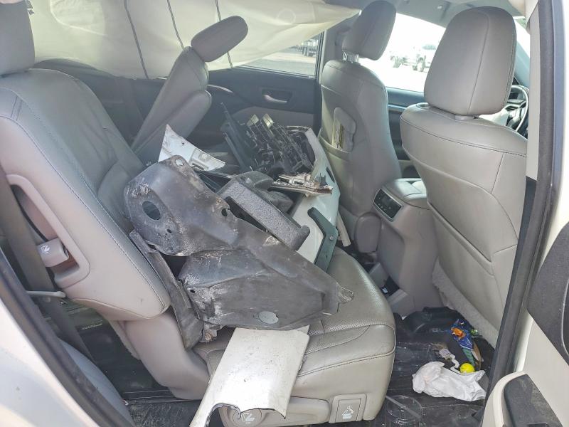Photo 11 from auction – 2014 TOYOTA HIGHLANDER with VIN 5TDDKRFH5ES041600