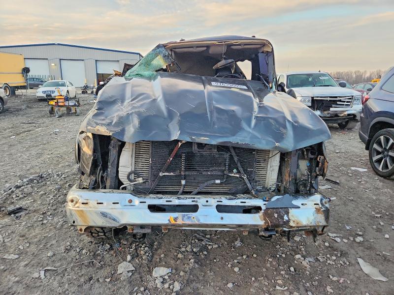Photo 5 from auction – 2003 CHEVROLET SILVERADO with VIN 1GCHK29173E193128