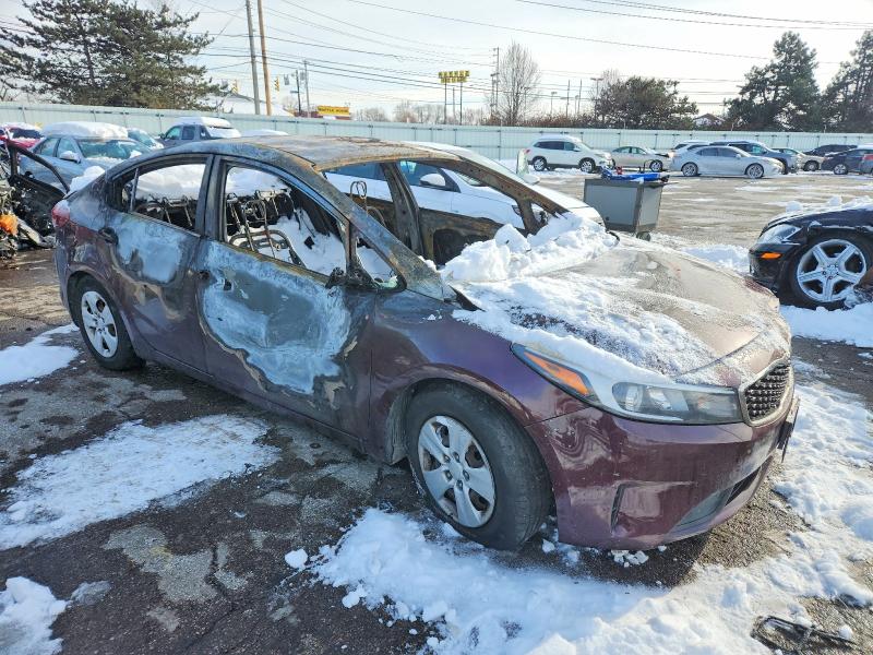 Photo 4 from auction – 2017 KIA FORTE with VIN 3KPFK4A71HE137006