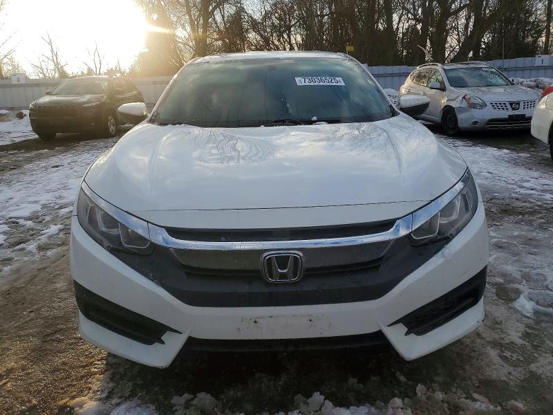 Photo 5 from auction – 2017 HONDA CIVIC with VIN 2HGFC2F57HH017192