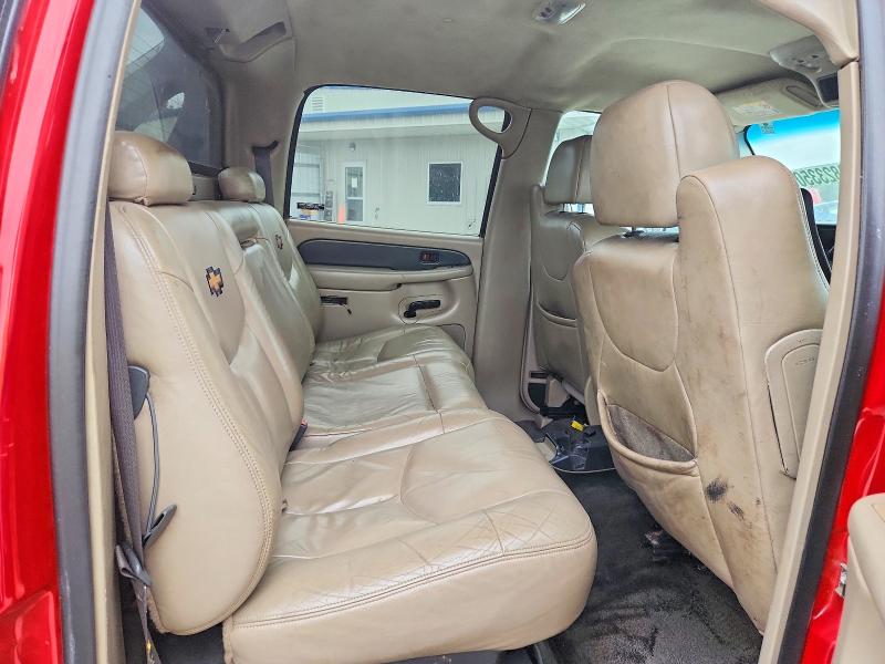 Photo 10 from auction – 2002 CHEVROLET AVALANCHE with VIN 3GNEK13T32G286072