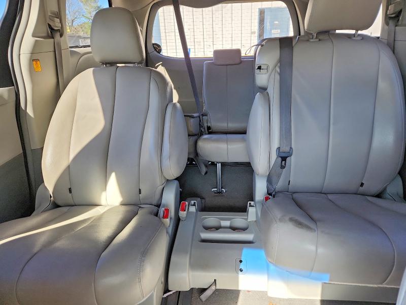 Foto 10 de la subasta – 2011 TOYOTA SIENNA LE con VIN 5TDKK3DC0BS072034
