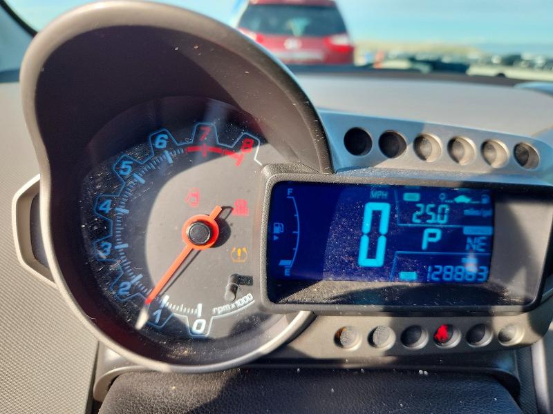 Foto 9 de la subasta – 2014 CHEVROLET SONIC con VIN 1G1JE6SB1E4134774