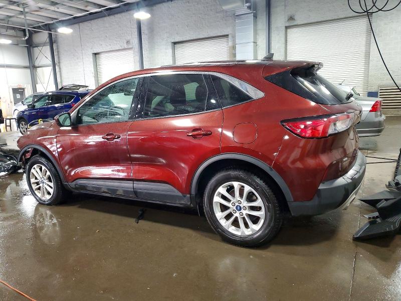 Photo 2 from auction – 2021 FORD ESCAPE SE with VIN 1FMCU9G64MUA00965