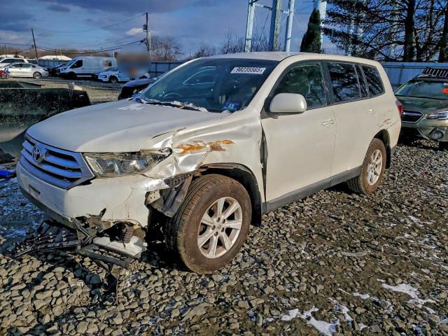 TOYOTA HIGHLANDER 2013 with VIN 5TDBK3EH8DS202848 - Photo from auction