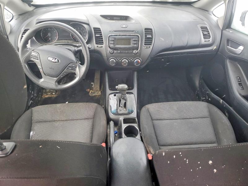 Photo 8 from auction – 2018 KIA FORTE LX with VIN 3KPFK4A70JE222876