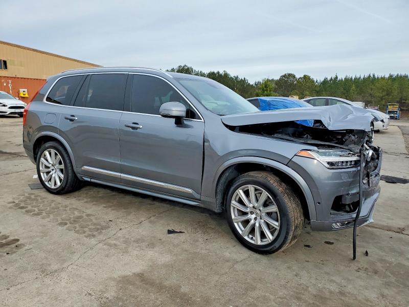 Photo 4 from auction – 2017 VOLVO XC90 T6 with VIN YV4A22PL4H1112054