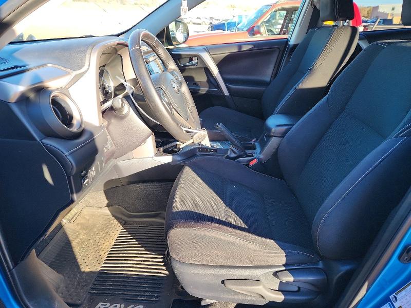 Photo 7 from auction – 2016 TOYOTA RAV4 XLE with VIN JTMRFREVXGD195719