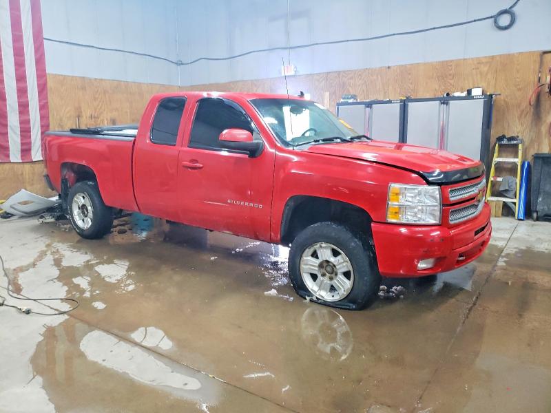 Photo 4 from auction – 2013 CHEVROLET SILVERADO with VIN 1GCRKSE73DZ136157