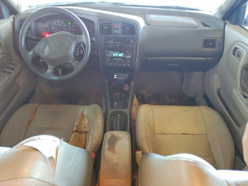 Photo 8 from auction – 2002 INFINITI G20 with VIN JNKCP11A02T512542