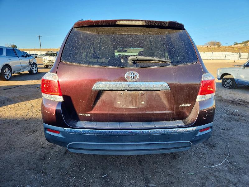 Photo 6 from auction – 2011 TOYOTA HIGHLANDER with VIN 5TDBK3EH0BS085182