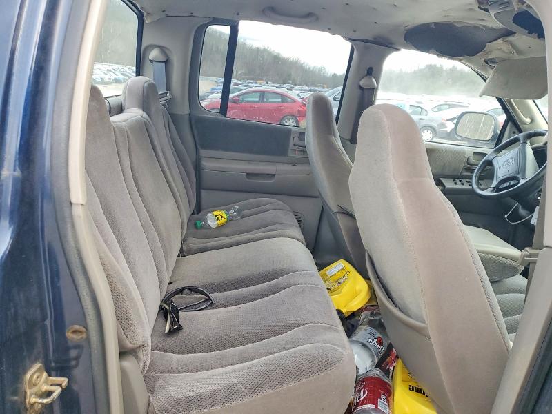 Photo 10 from auction – 2002 DODGE DAKOTA QUA with VIN 1B7HG38N72S635059