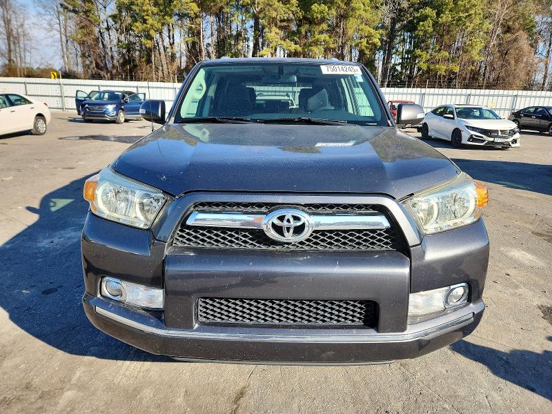 Photo 5 from auction – 2011 TOYOTA 4RUNNER SR with VIN JTEZU5JR6B5025007