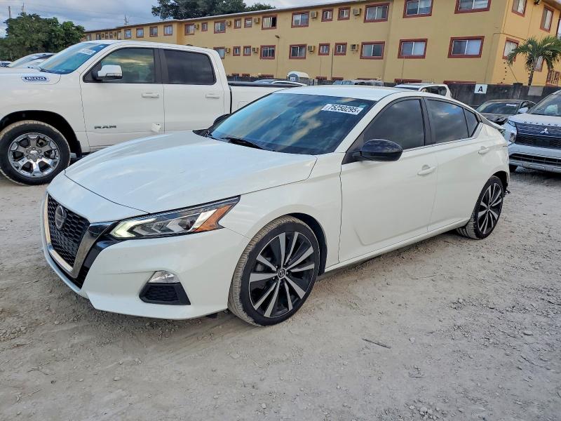 NISSAN ALTIMA SR 2022 z numerem VIN 1N4BL4CV7NN385295 - Zdjęcie z aukcji