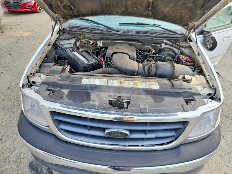 Photo 11 from auction – 2001 FORD F150 with VIN 1FTRW07W41KA18670
