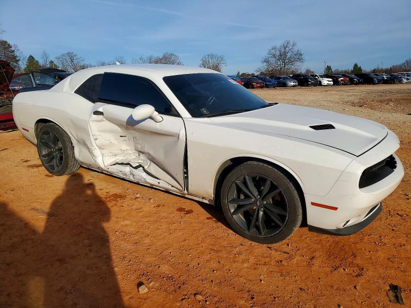 Photo 4 from auction – 2018 DODGE CHALLENGER with VIN 2C3CDZAG8JH280625