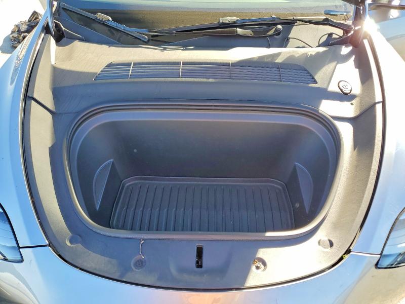Photo 12 from auction – 2024 TESLA MODEL Y with VIN 7SAYGDEE8RA293302