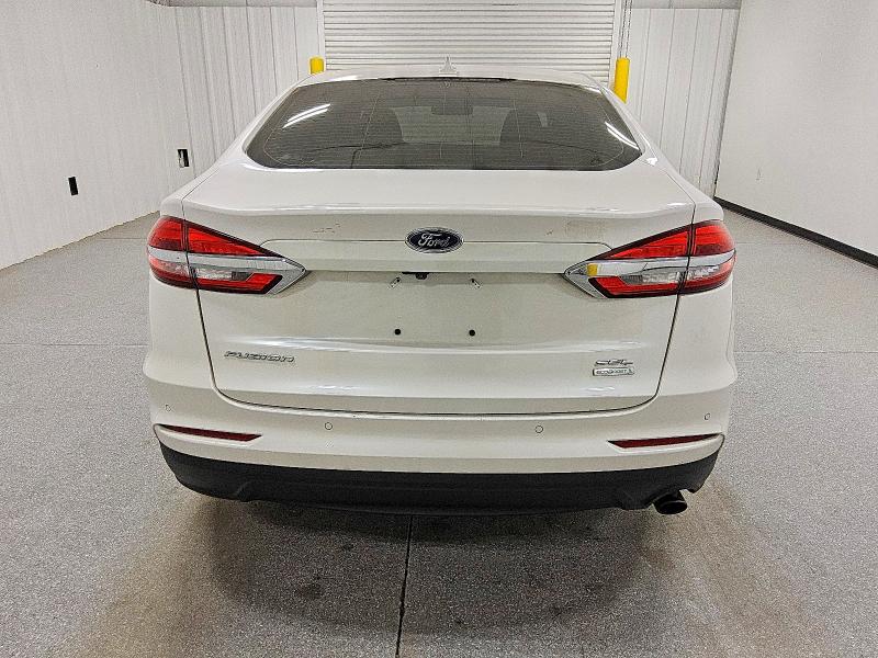 Photo 6 from auction – 2019 FORD FUSION SEL with VIN 3FA6P0CD7KR135022