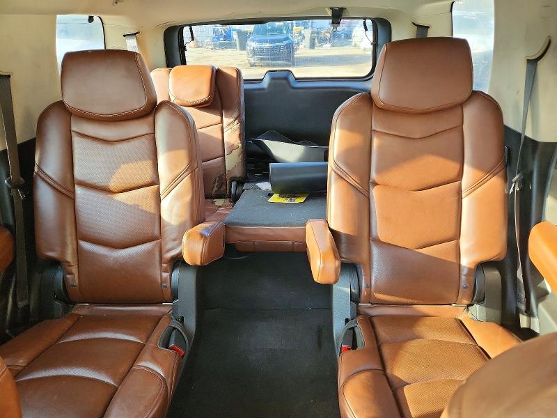 Photo 10 from auction – 2018 CADILLAC ESCALADE with VIN 1GYS3BKJ9JR235666