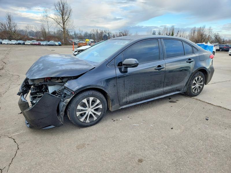 TOYOTA COROLLA 2022 with VIN JTDEAMDE5NJ040835 - Photo from auction