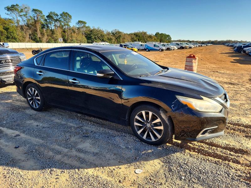 Photo 4 from auction – 2017 NISSAN ALTIMA 2.5 with VIN 1N4AL3APXHC146754