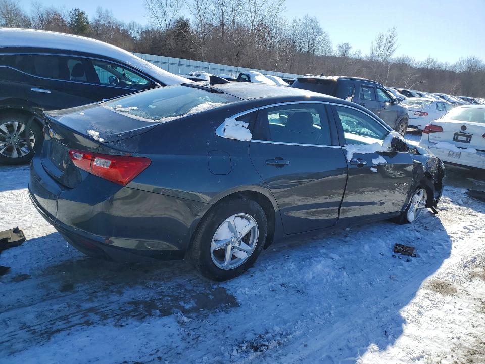 Photo 3 from auction – 2017 CHEVROLET MALIBU LS with VIN 1G1ZB5ST6HF166711