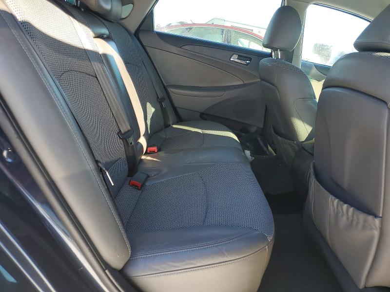 Photo 10 from auction – 2011 HYUNDAI SONATA SE with VIN 5NPEC4ACXBH124988