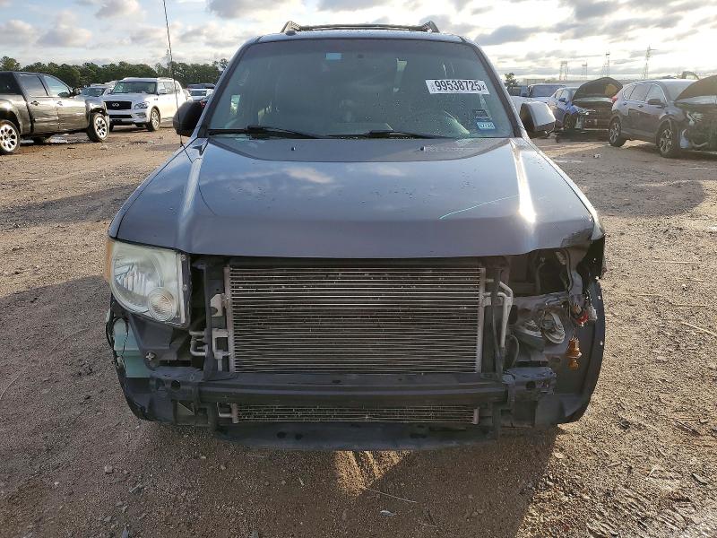 Photo 5 from auction – 2011 FORD ESCAPE LIM with VIN 1FMCU0EG6BKB59681