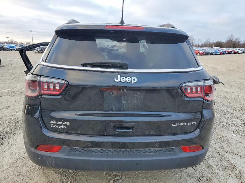 Photo 6 from auction – 2018 JEEP COMPASS with VIN 3C4NJDCB4JT290707