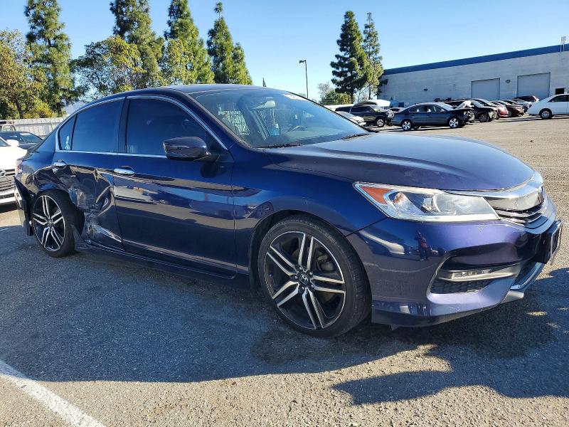 Photo 4 from auction – 2016 HONDA ACCORD with VIN 1HGCR2F50GA059895