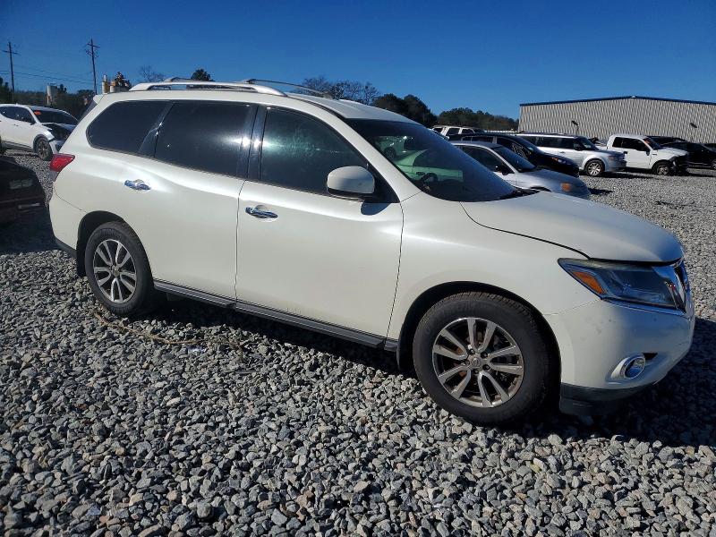 Photo 4 from auction – 2015 NISSAN PATHFINDER with VIN 5N1AR2MN6FC638266