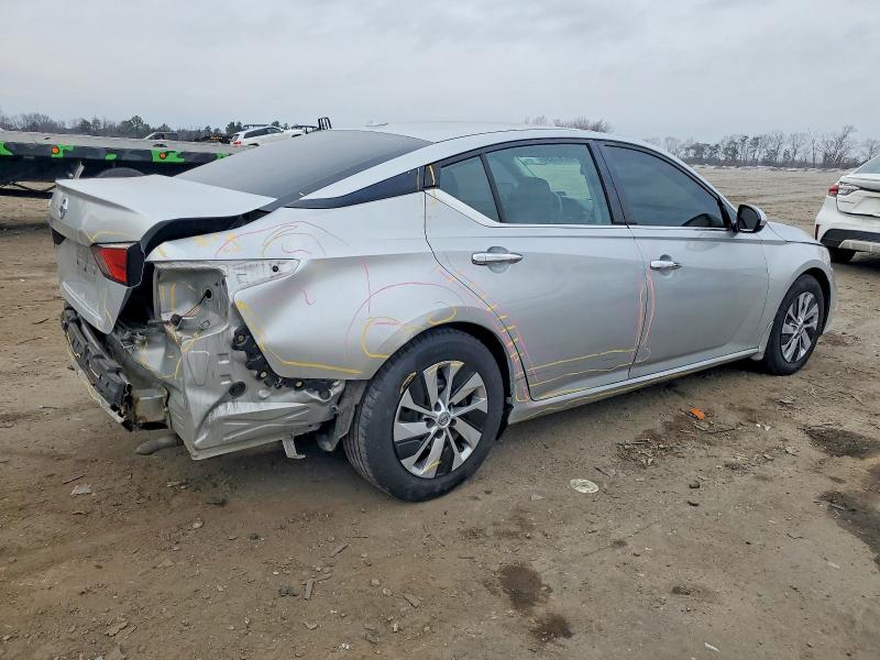 Photo 3 from auction – 2019 NISSAN ALTIMA S with VIN 1N4BL4BV8KC101892