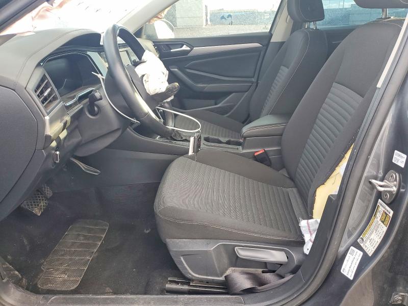 Photo 7 from auction – 2024 VOLKSWAGEN JETTA with VIN 3VW5M7BU5RM005768